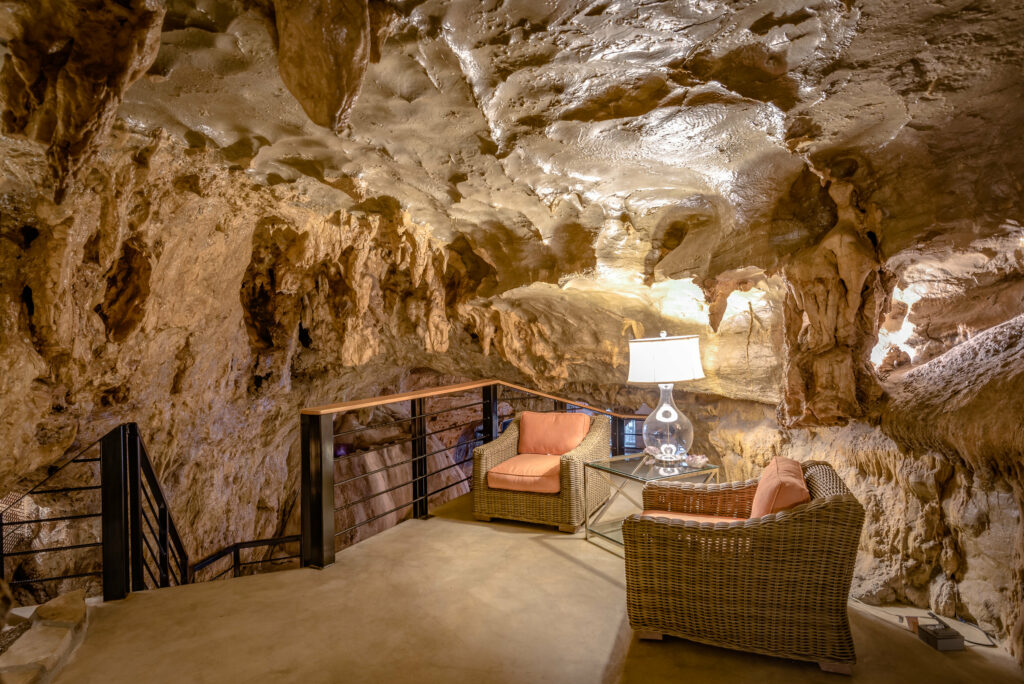 Beckham Creek Cave Haven