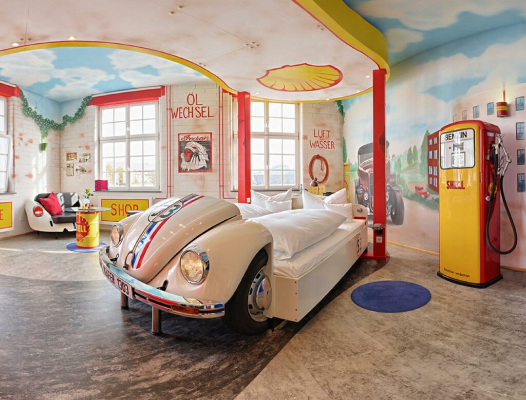 V8 HOTEL Classic Motorworld Region Stuttgart