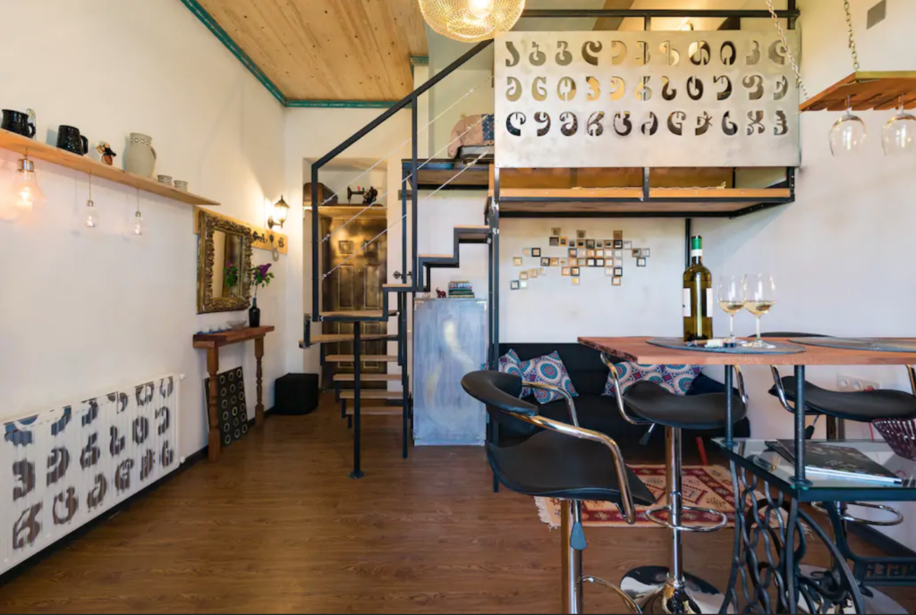 Airbnb